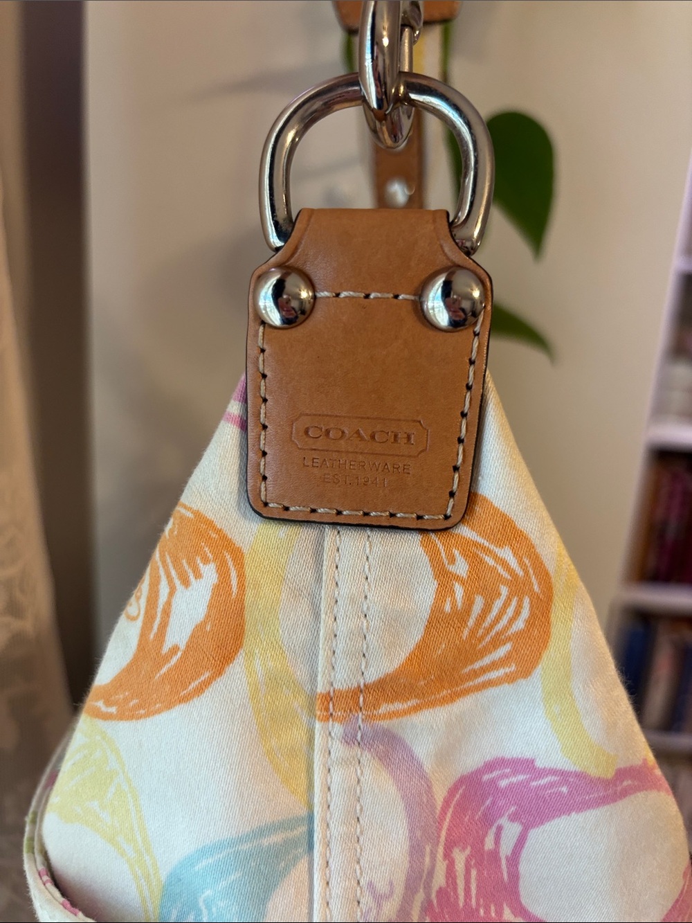 Coach Y2K Shoulder Bag Pastel Tan Leather Scribble Hamptons Hobo Purse - Picture 4 of 11
